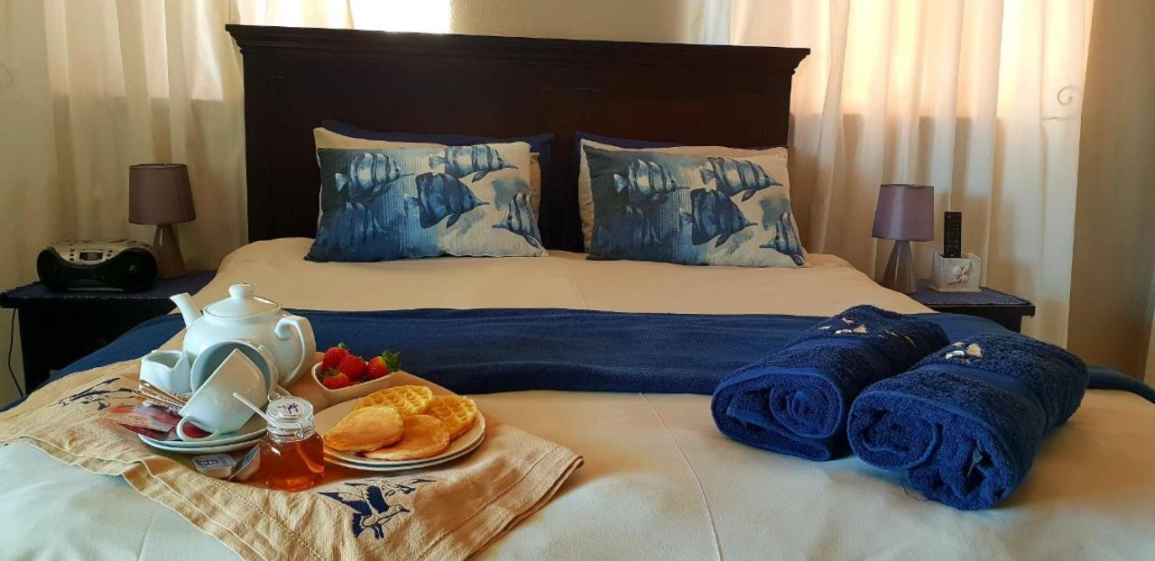 Seagulls Guest House Лангебан Екстериор снимка